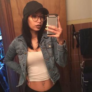 Meet your Posher, Jillian